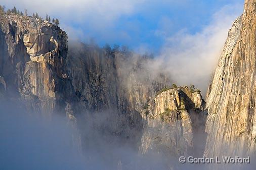 El Capitan In Clouds_22905 (crop).jpg - Photographed in Yosemite National Park, California, USA.